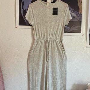 Long jumpsuit. Size medium.